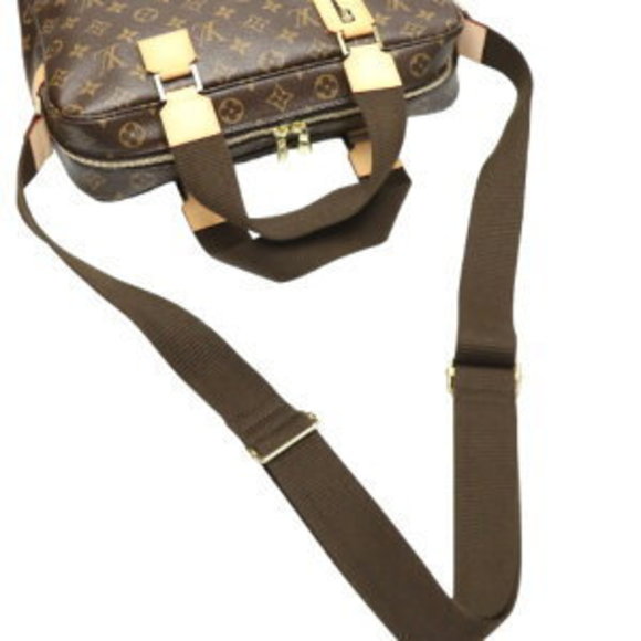 Louis Vuitton Monogram Sac Bosphore Shoulder Bag - Picture 11 of 11